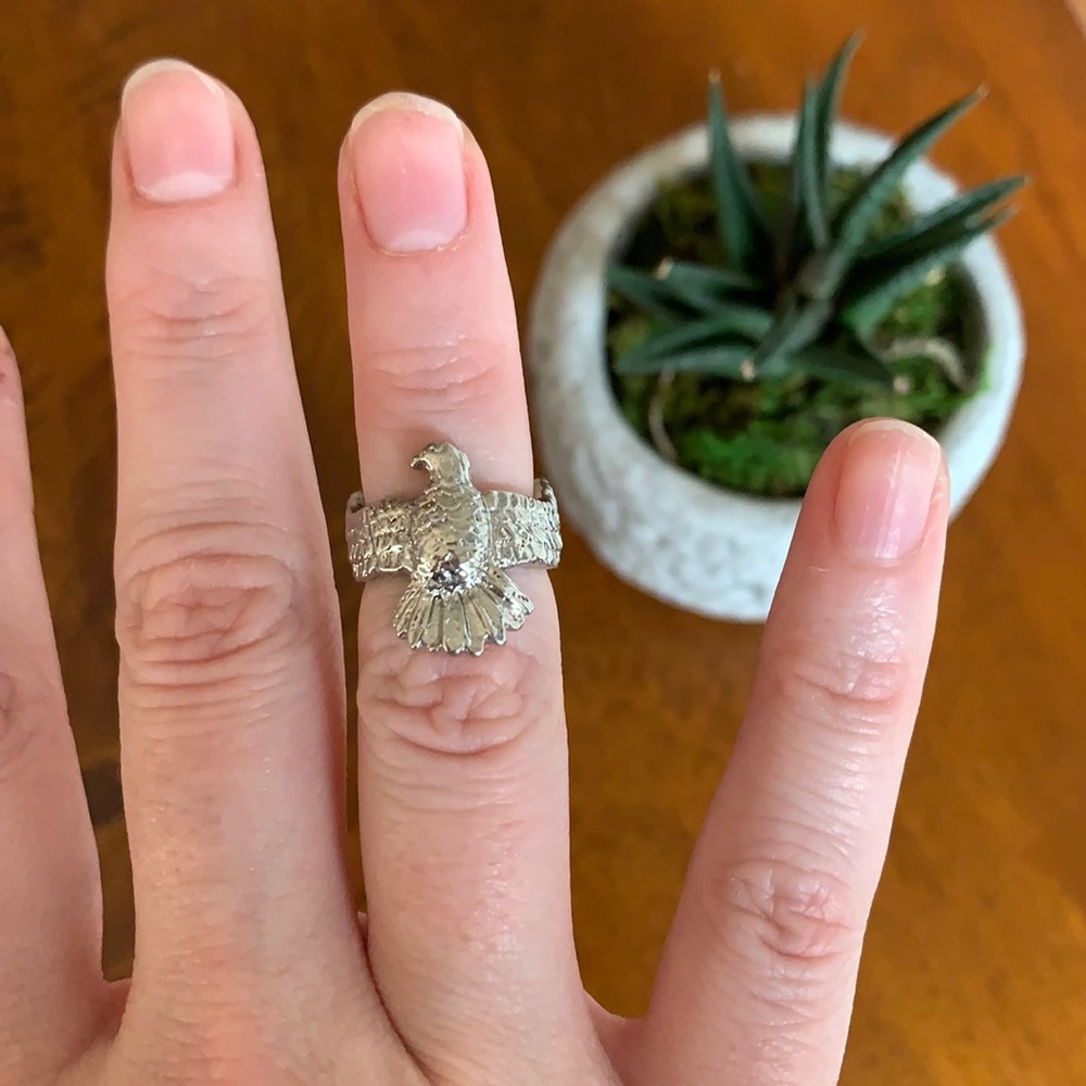 Silver bird knuckle ring ✨